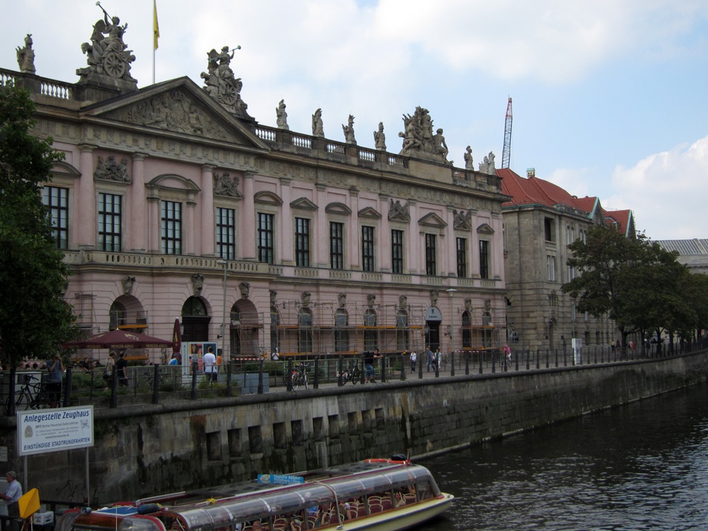 Deutsches Historisches Museum and Spree